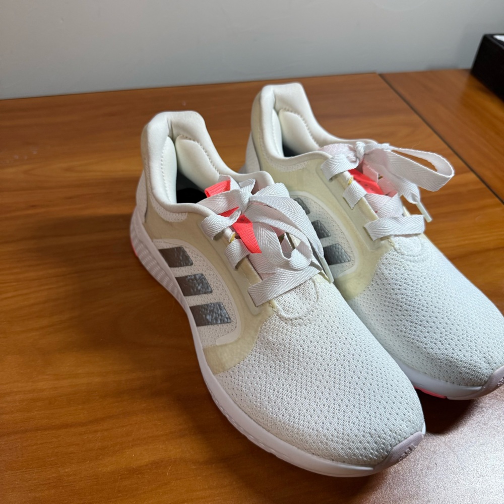 Adidas Edge Lux 5 Running Shoe Women's Sneaker White Athletic W8.5 - Picture 3 of 8